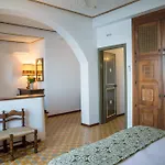 Hotel Carasco 4*