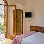 Hotel Carasco 4*