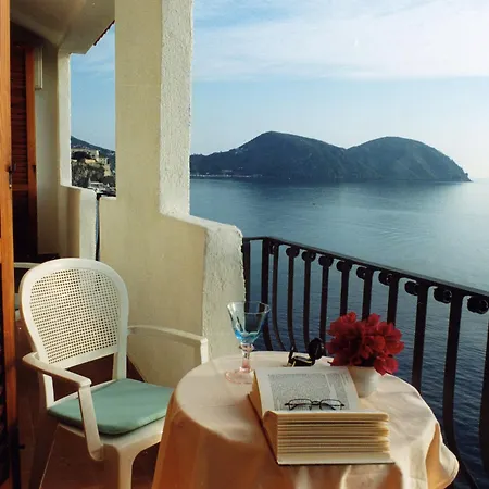 Carasco Hotel