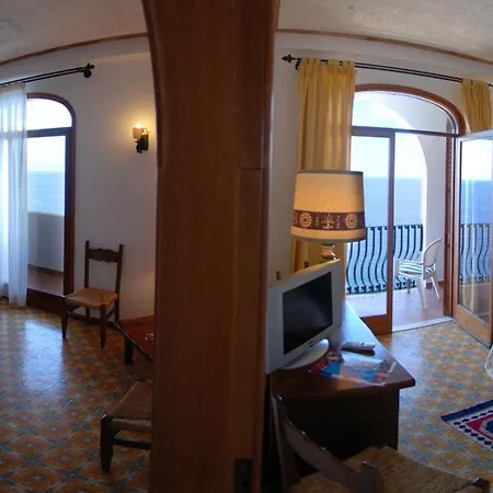 Carasco Szálloda 4*