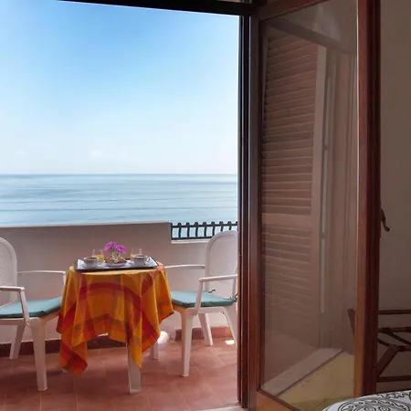 Carasco Hotel 4*