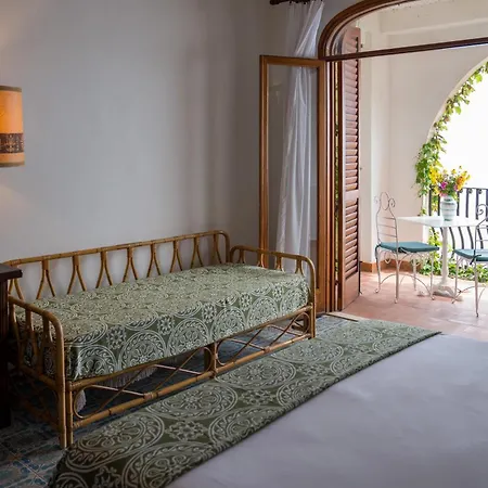 Hotel Carasco 4*