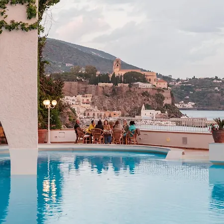 Carasco 4* Lipari (Isola Lipari)