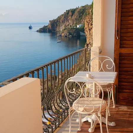 Carasco Hotel