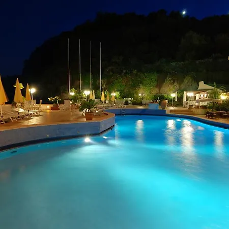 Carasco Szálloda 4*